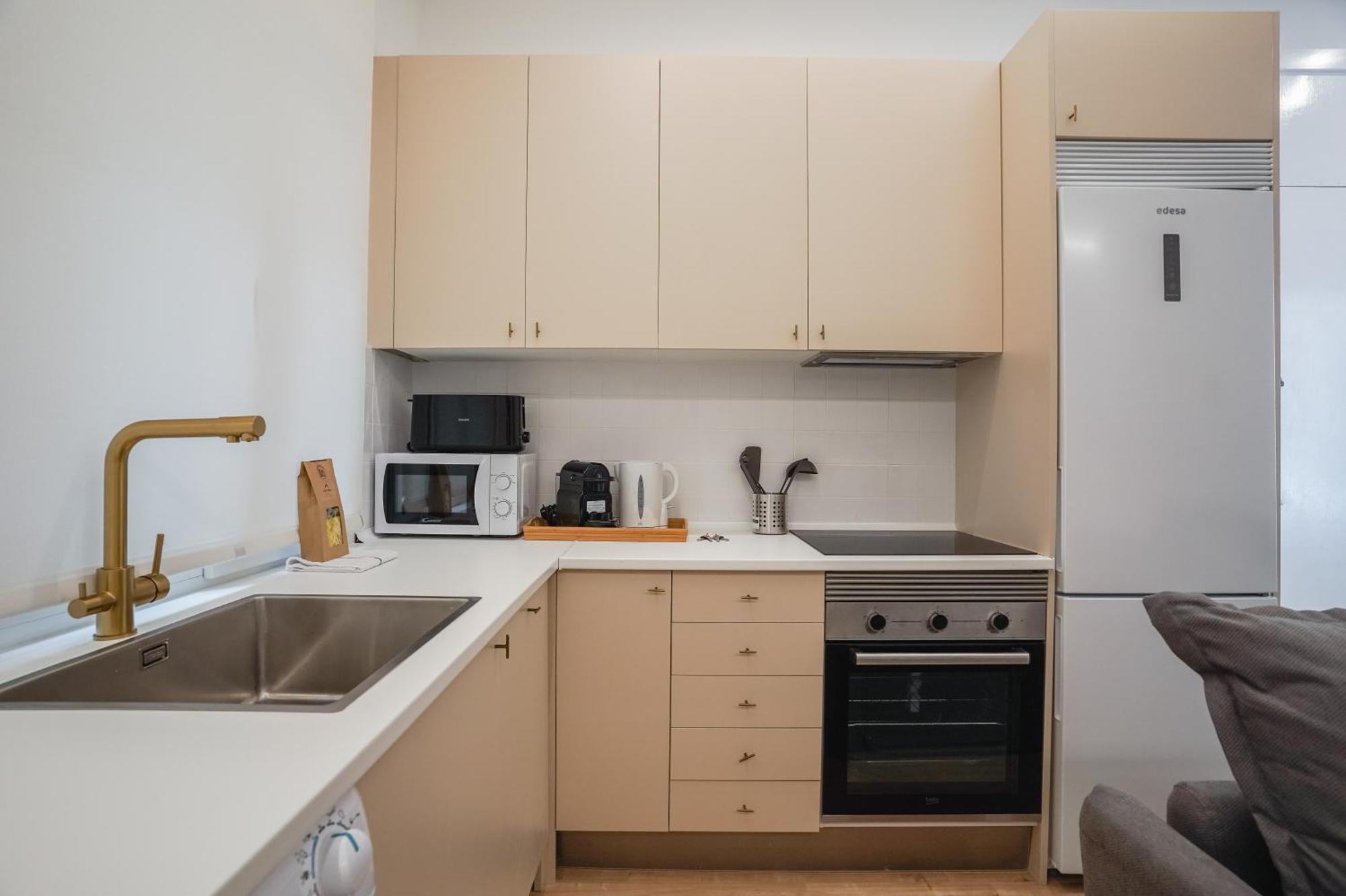 Cozy And Modern-1Bedroom 1Bathroom-Delicias Madrid Bagian luar foto